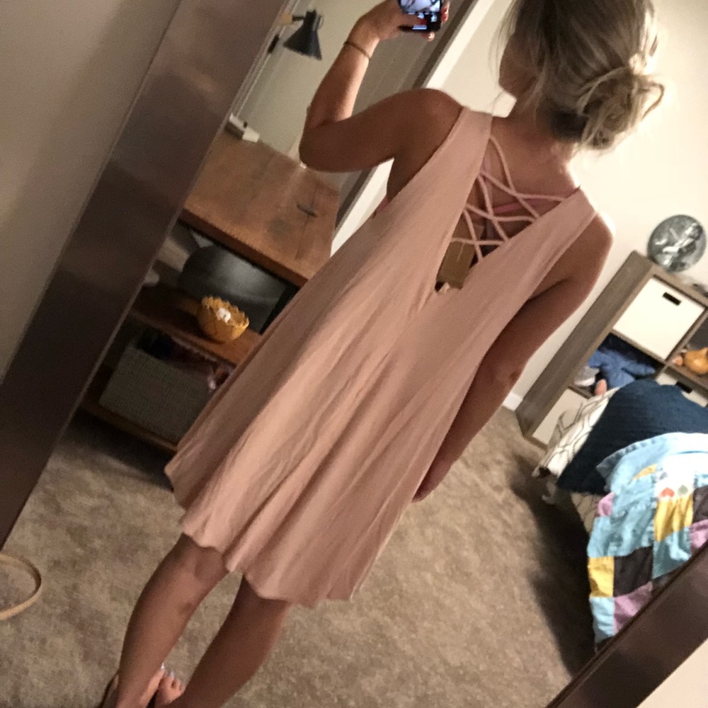 NWT Francesca’s Pink Dress - small - Picture 4 of 4